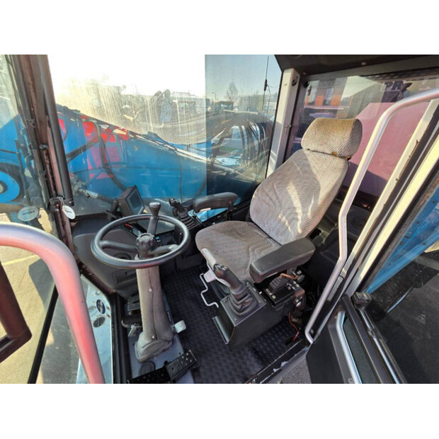 2016 FUCHS MHL331E-46813533