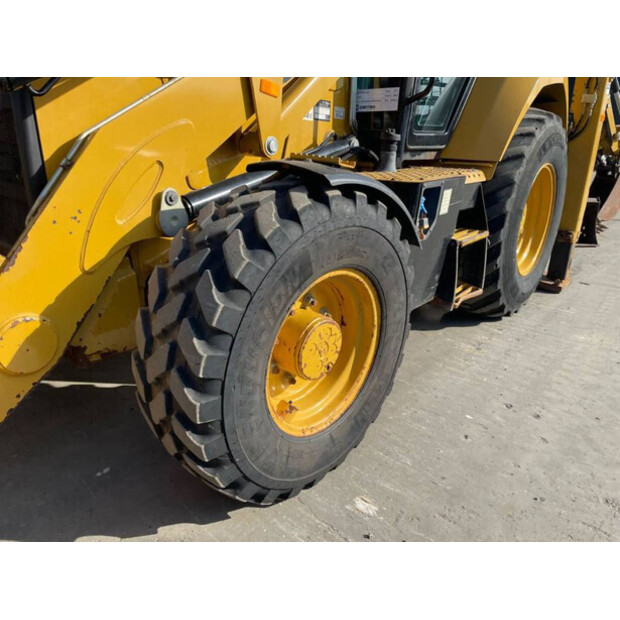 2017 Caterpillar 432F2-46813563