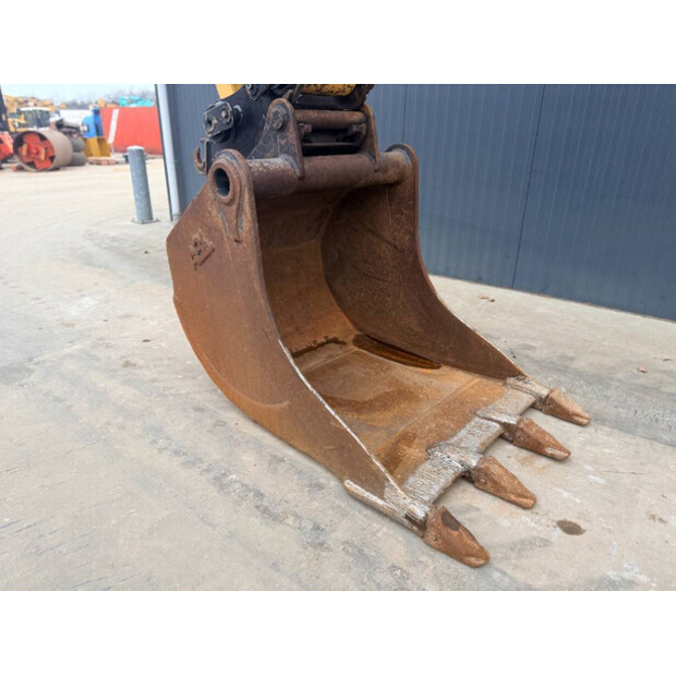 2007 Caterpillar 320DL-46813812