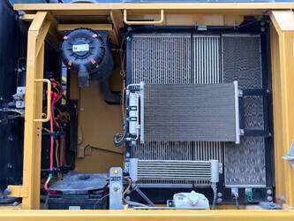 2016-caterpillar-320fl-1447293-46813883