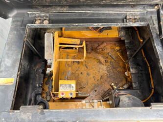 2012-caterpillar-323el-va-1447296-46814024