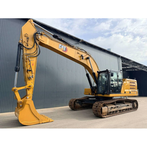 2020 Caterpillar 330-46814087