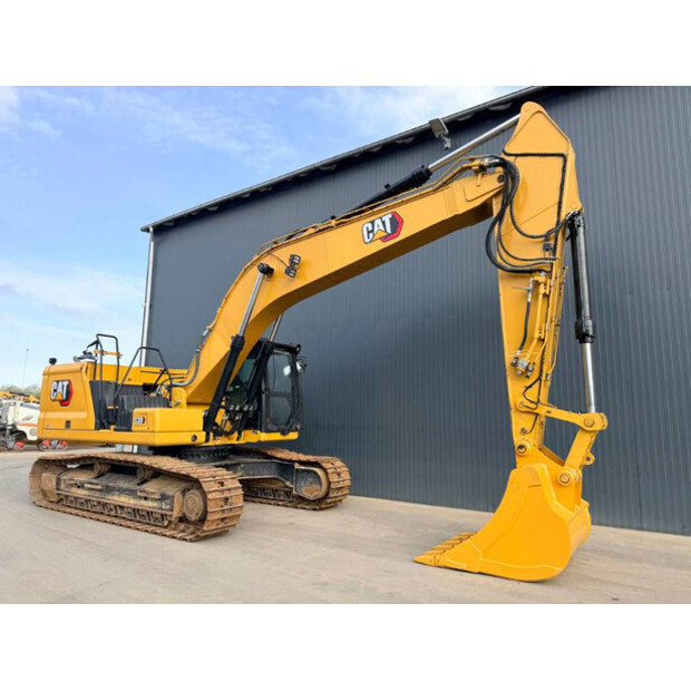 2020 Caterpillar 330-46814089