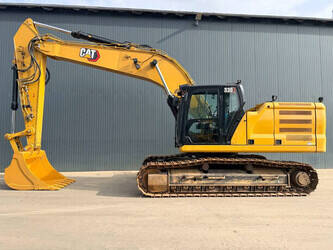 2020-caterpillar-330-1447298-46814091