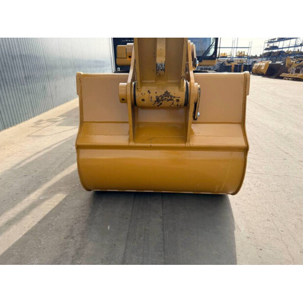 2020 Caterpillar 330-46814115