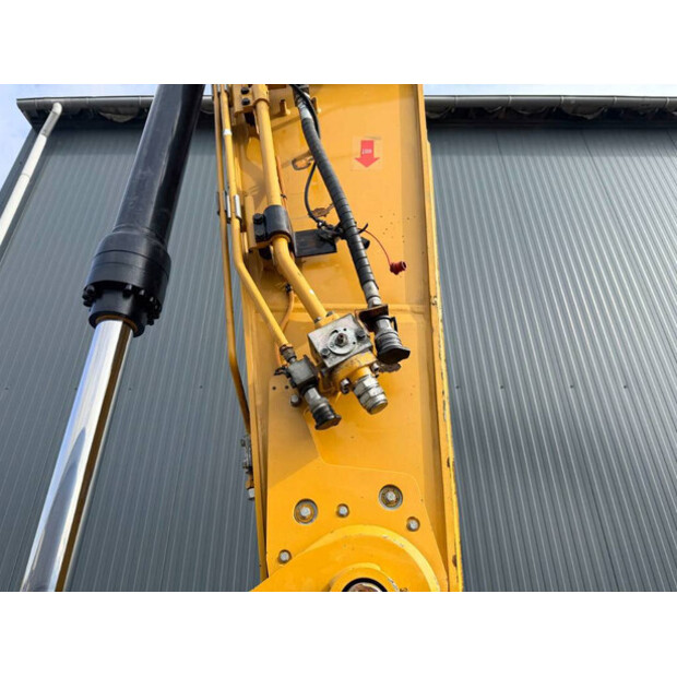 2020 Caterpillar 330-46814118