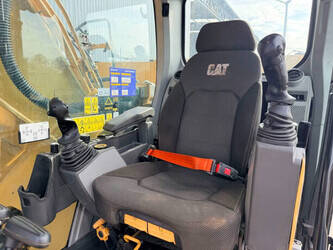 2020-caterpillar-330-1447298-46814125