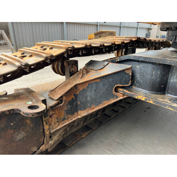 2017 Caterpillar 352F-46814191