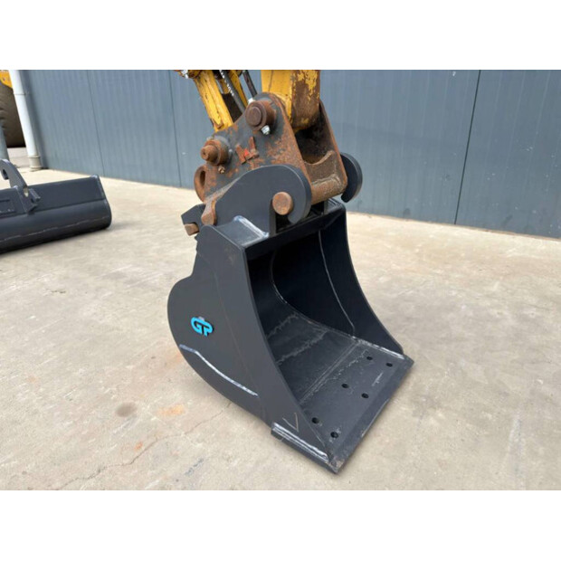 2021 Caterpillar 301.8-46814817