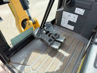 2021-caterpillar-301-8-1447314-46814830