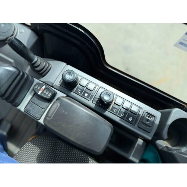 2021 Caterpillar 301.8-46814833