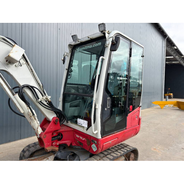 2017 TAKEUCHI TB230-46814842