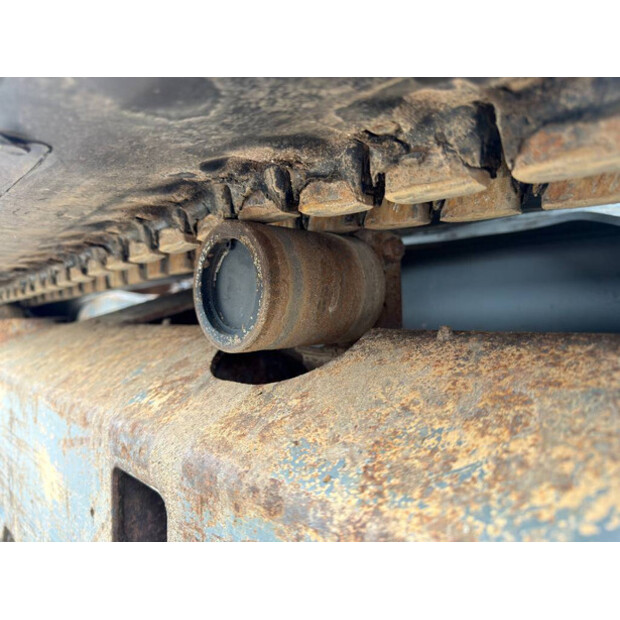 2010 TAKEUCHI TB235-46814931