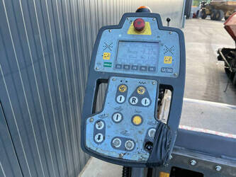 2007-vogele-super-1800-2-1447323-46815308