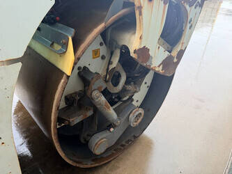 2009-hamm-dv90-1447337-46815850