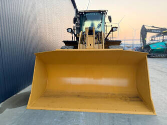 2015-caterpillar-962m-1447350-46816435