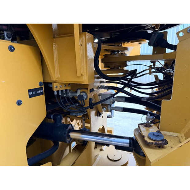 2015 Caterpillar 962M-46816445