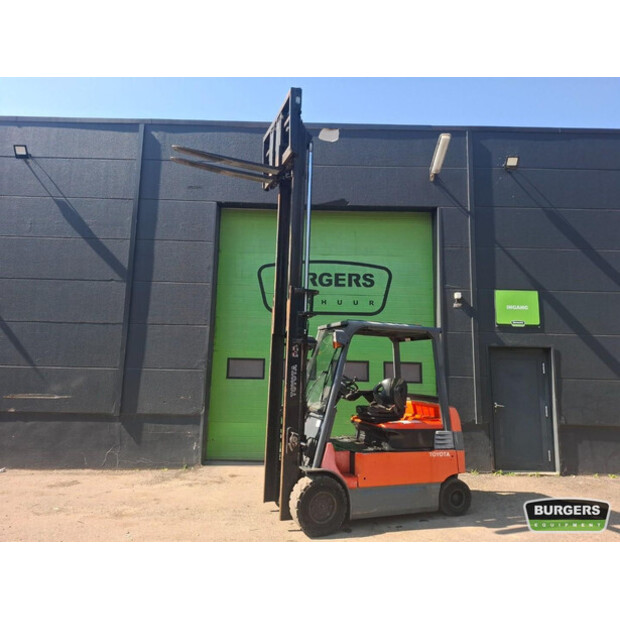 2008 تويوتا 7FBMF30-46816901