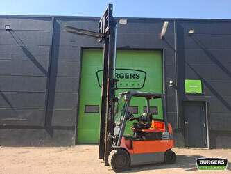 2008-toyota-7fbmf30-1447370-46816901