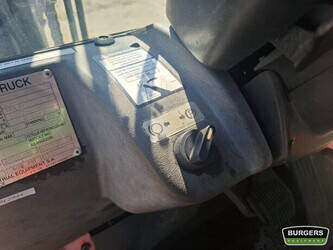 2008-toyota-7fbmf30-1447370-46816905