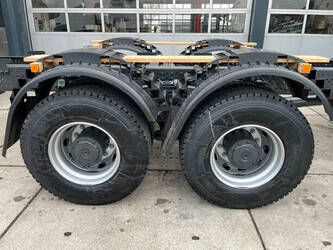 2026-mercedes-benz-arocs-4045-1447383-46817207