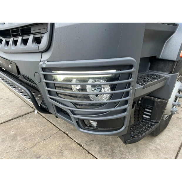 2026 Mercedes-Benz Arocs 4045-46817210