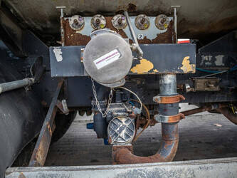 2005-renault-kerax-370-1447388-46817344