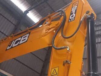 2026-jcb-js210-lc-1447472-46827953