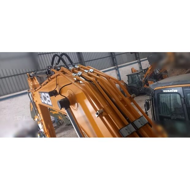 2026 JCB JS210 LC-46827961