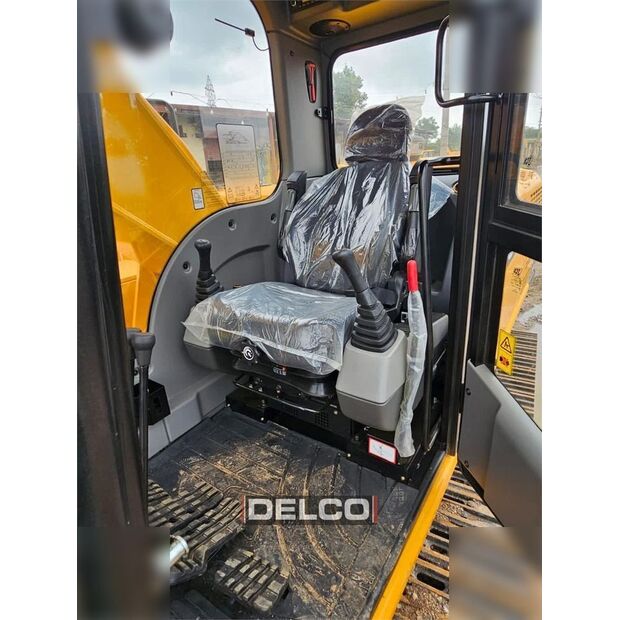 2026 JCB NXT215 LC-46828010
