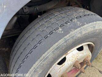 1999-renault-m150-1447475-46832301