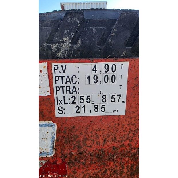 2006 KAISER-46832348