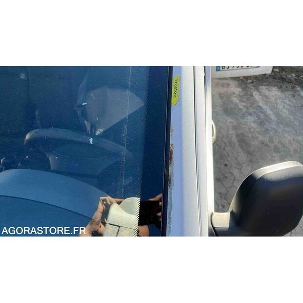 2011 Citroen BERLINGO-46832528