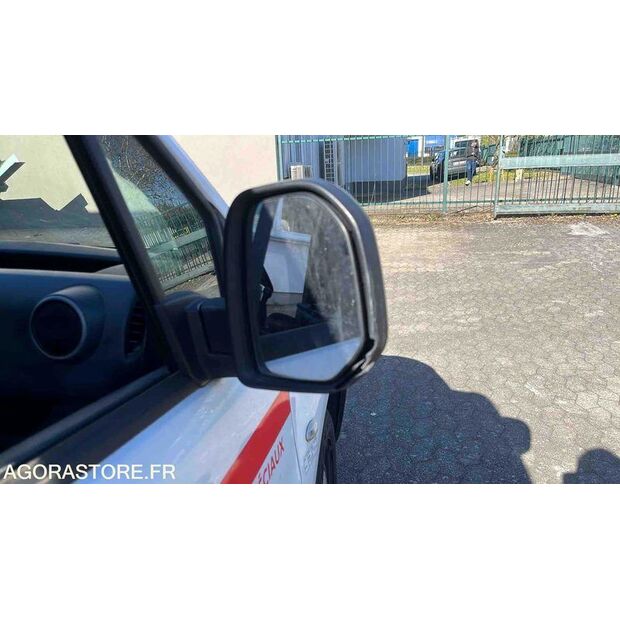 2011 Citroen BERLINGO-46832529