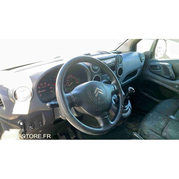 2011 Citroen BERLINGO-46832532
