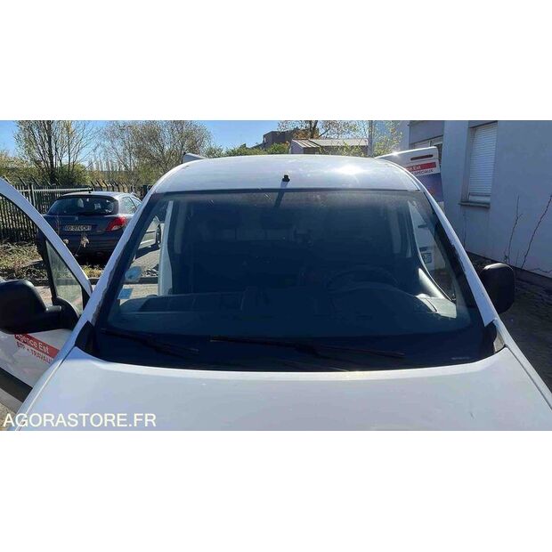 2011 Citroen BERLINGO-46832544