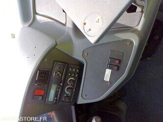 2009-mercedes-benz-intouro-1447483-46832608