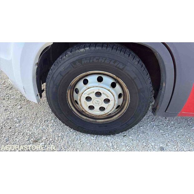 2012 بيجو BOXER-46832701