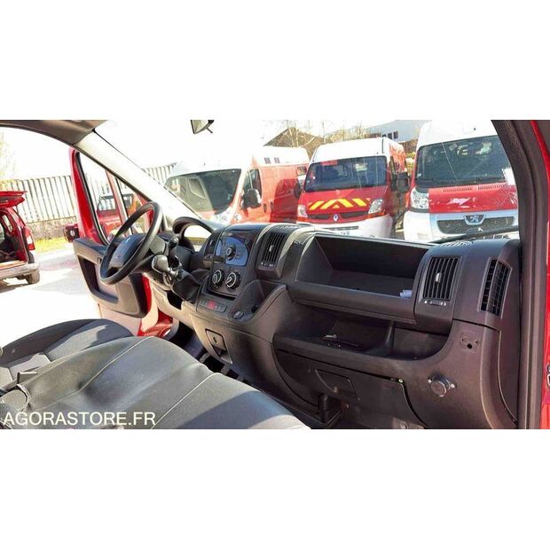 2012 بيجو BOXER-46832704