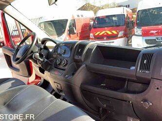 2012-peugeot-boxer-1447487-46832704