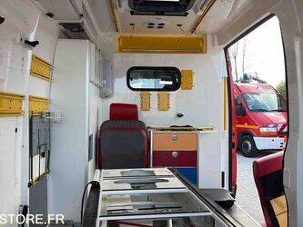 2012-peugeot-boxer-1447487-46832705