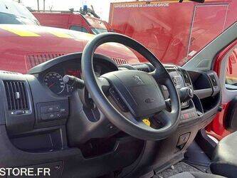 2012-peugeot-boxer-1447487-46832723