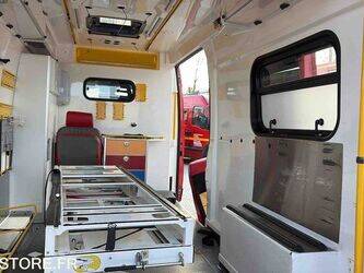 2012-peugeot-boxer-1447487-46832726