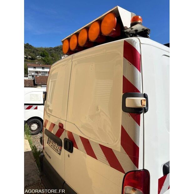 2008 رينو Master-46832814