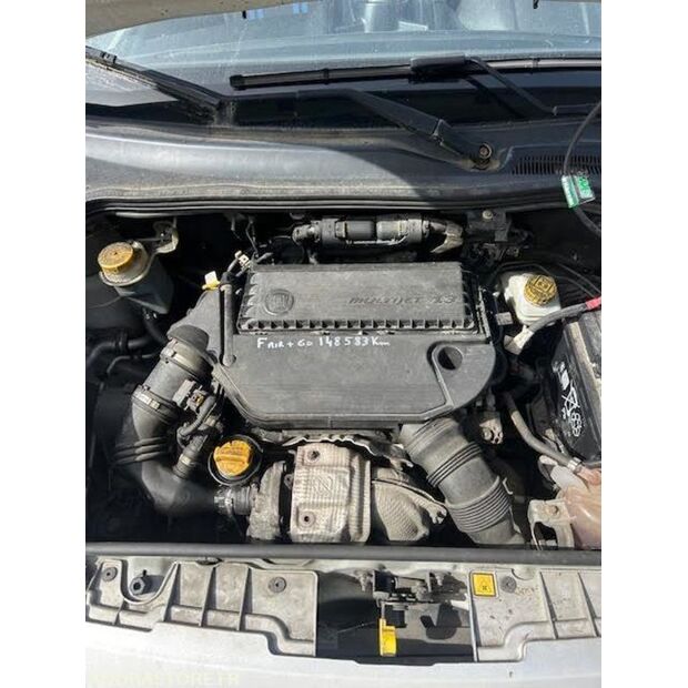 2015 Fiat Fiorino-46832877