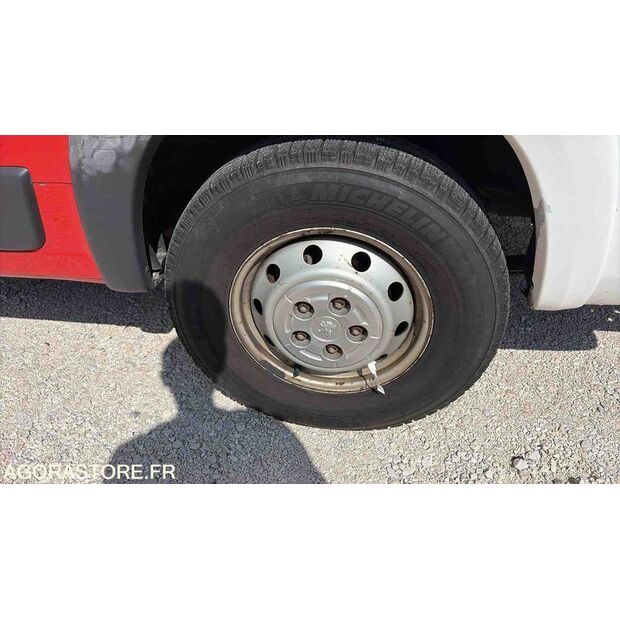 2012 بيجو BOXER-46832937