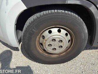 2012-peugeot-boxer-1447496-46832938