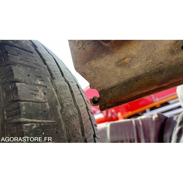 2012 Peugeot BOXER-46833077