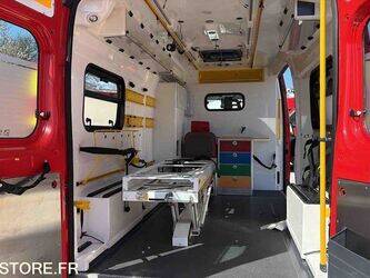 2012-peugeot-boxer-1447499-46833078