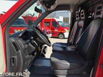 2012-peugeot-boxer-1447499-46833088